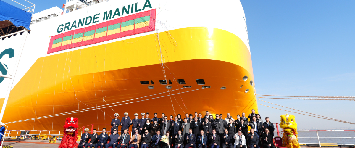 Grimaldi celebrates the arrival of the Grande Manila